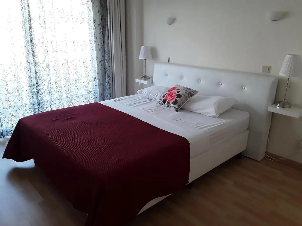 Malfred Apartment Larnaca 0*,